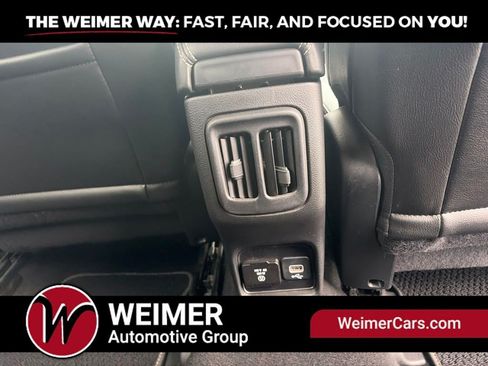 Used 2021 Jeep Compass Latitude w/ Sun and Sound Group AWD/4WD image 17