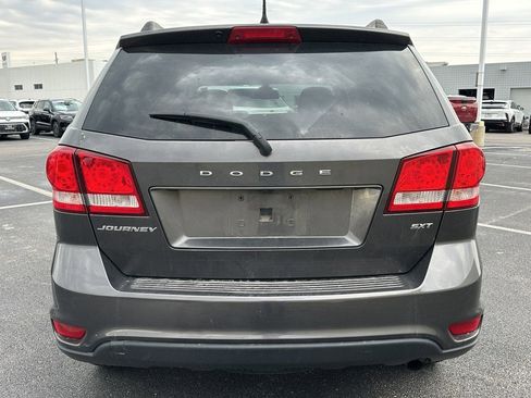 Used 2018 Dodge Journey SXT w/ Connectivity Group image 3