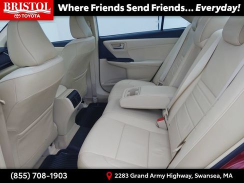Used 2017 Toyota Camry XLE w/ Moonroof Package FWD image 16