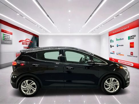 Used 2023 Chevrolet Bolt LT w/ Driver Confidence Package FWD image 8