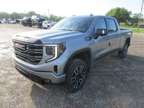 New 2026 GMC Sierra 1500 AT4 w/ AT4 Premium Package AWD/4WD image 11