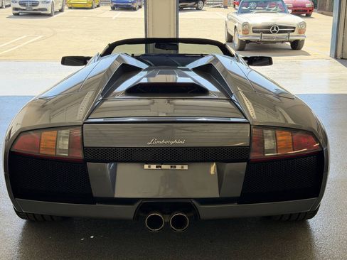Used 2006 Lamborghini Murcielago Roadster AWD/4WD image 24