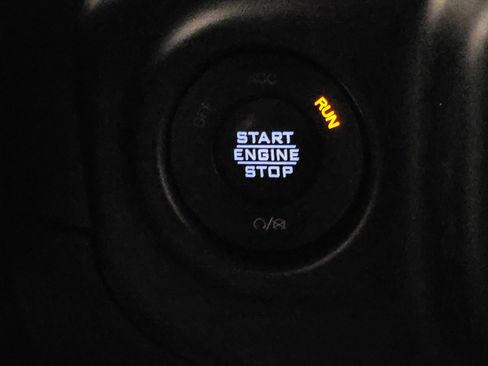 Used 2022 Jeep Wrangler Unlimited Rubicon w/ Cold Weather Group image 25