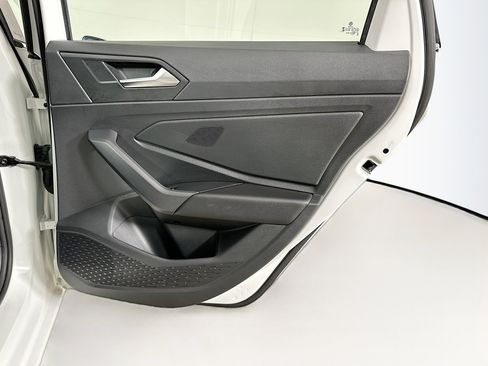 Used 2024 Volkswagen Jetta S image 28