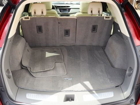 Used 2017 Cadillac XT5 Luxury w/ Driver Awareness Package image 23