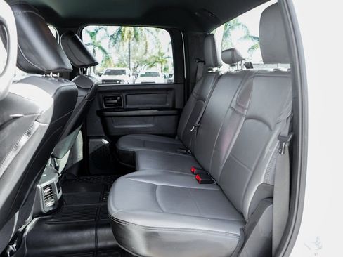 Used 2024 RAM 2500 Tradesman w/ Chrome Appearance Group image 36