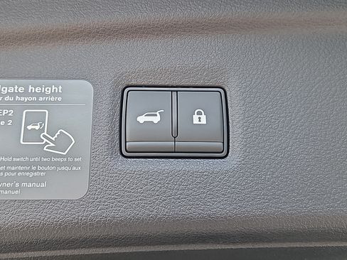 Used 2024 INFINITI QX50 Luxe AWD/4WD image 16
