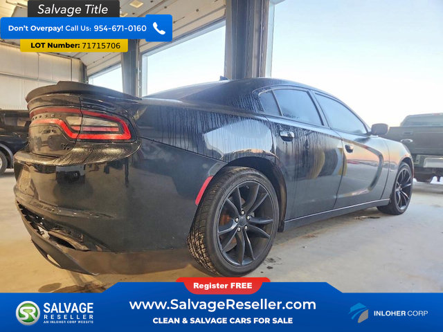 Used 2016 Dodge Charger R/T w/ Blacktop Package RWD image 4