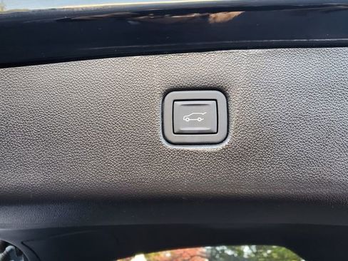 Certified 2024 Chevrolet Blazer LT w/ LPO, Floor Liner Package image 11