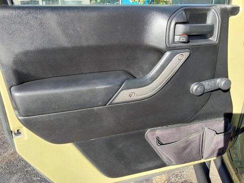 Used 2013 Jeep Wrangler Sport AWD/4WD image 10