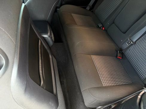 Used 2021 Dodge Challenger GT w/ Driver Convenience Group image 11