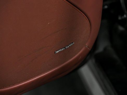 Used 2009 Mercedes-Benz SL 63 AMG image 17