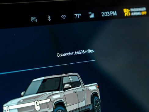 Used 2022 Rivian R1T Launch Edition image 21