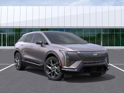 New 2025 Cadillac Optiq Luxury 1 image 7