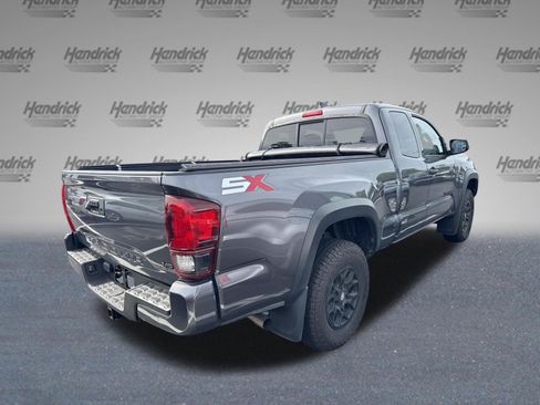 Used 2022 Toyota Tacoma SR w/ SX Package RWD image 17
