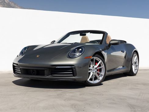 Certified 2020 Porsche 911 Carrera S RWD image 1
