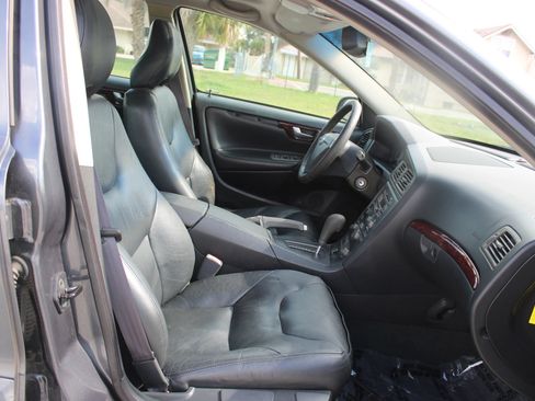 Used 2003 Volvo S60 2.4 FWD image 26