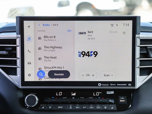 Used 2024 Toyota Tundra Limited image 4