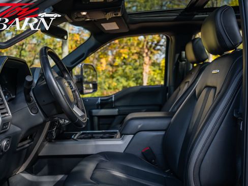 Used 2022 Ford F350 Platinum image 25