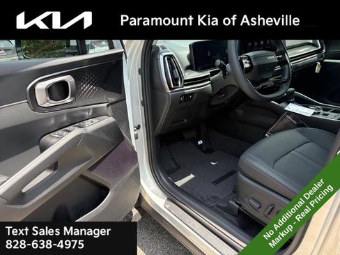 New 2026 Kia Sorento S AWD/4WD image 17