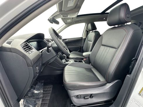 Used 2024 Volkswagen Tiguan Wolfsburg Edition image 9