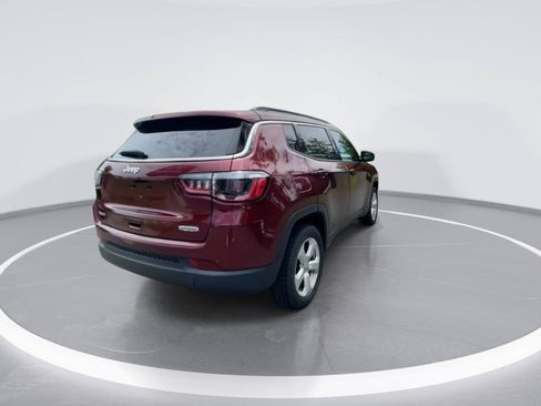 Used 2021 Jeep Compass Latitude AWD/4WD image 8