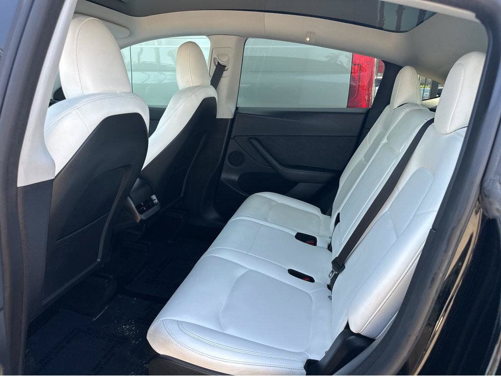 Used 2023 Tesla Model Y Long Range AWD/4WD image 10