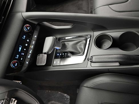 New 2026 Hyundai Elantra SEL Sport FWD image 24