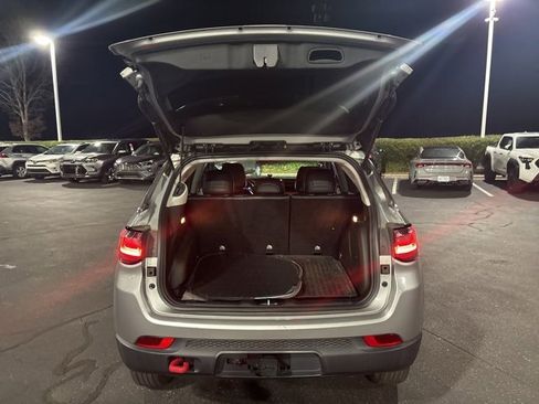 Used 2022 Jeep Compass Trailhawk w/ Trailhawk Elite Group image 7