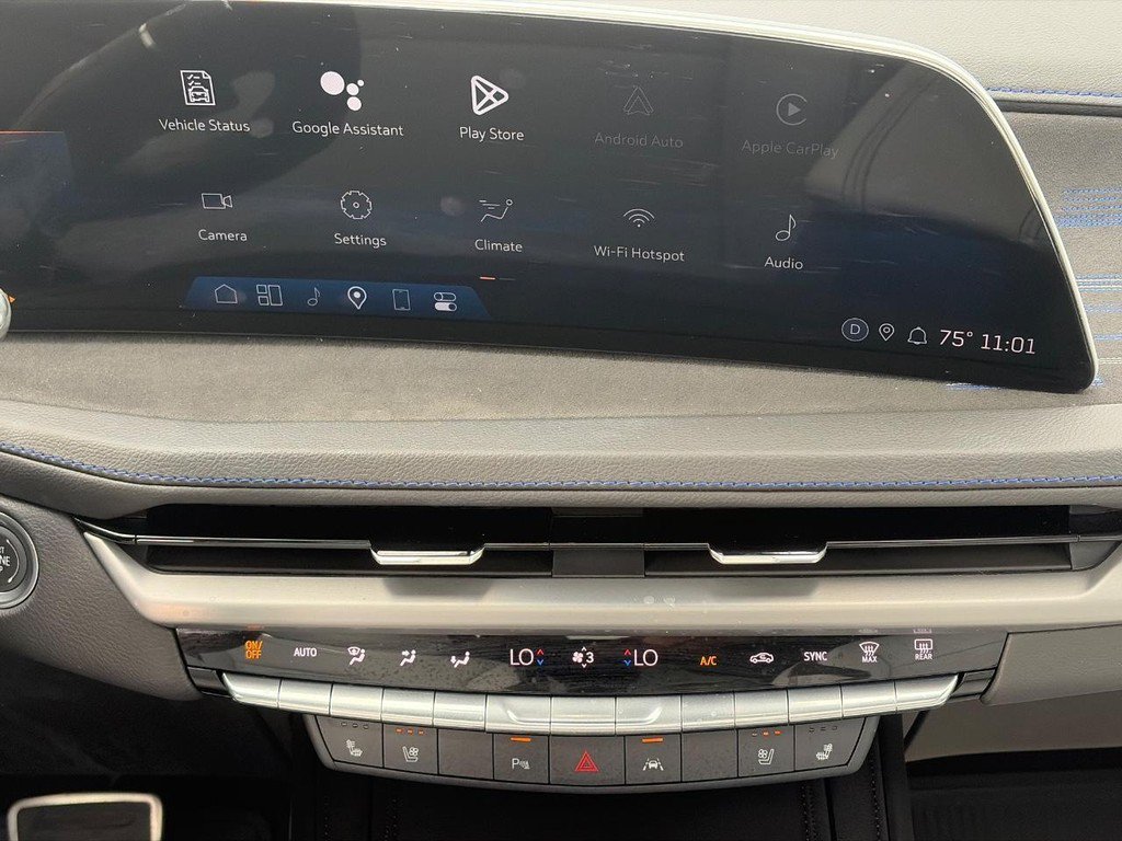 Used 2024 Cadillac XT4 Sport AWD/4WD image 15