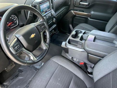 Used 2023 Chevrolet Silverado 2500 LT AWD/4WD image 4