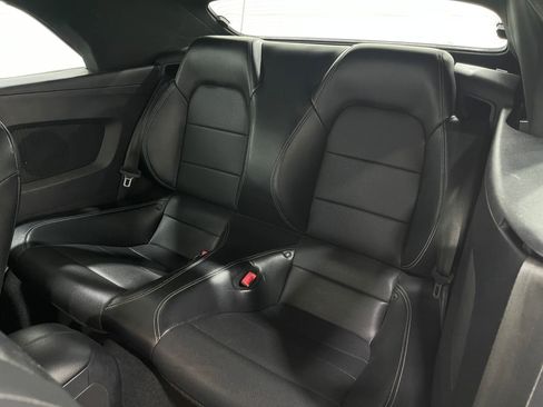 Used 2019 Ford Mustang Premium RWD image 29