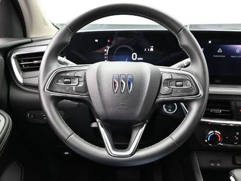 Used 2025 Buick Encore GX Preferred AWD/4WD image 19