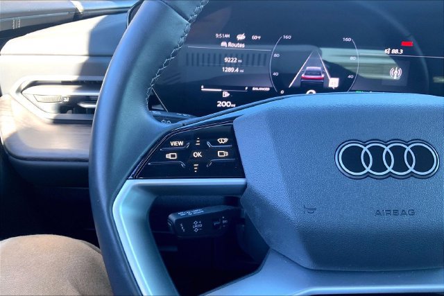 Used 2025 Audi Q5 Premium AWD/4WD image 21