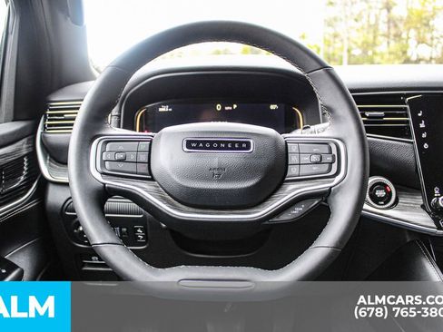 Used 2024 Jeep Wagoneer Series II w/ Flexible Seating Group image 27