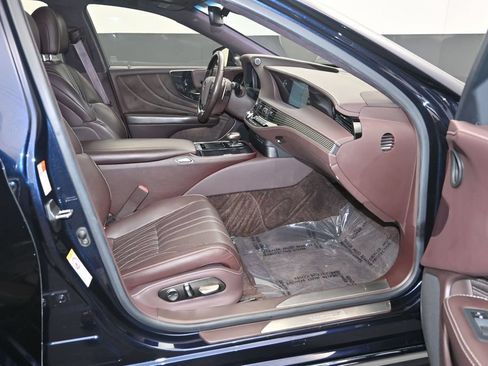 Used 2018 Lexus LS 500 AWD w/ Interior Upgrade Package image 11