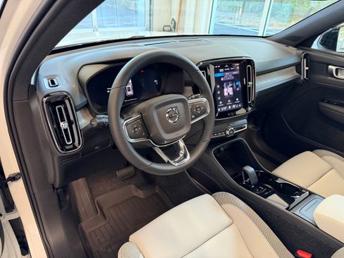 New 2026 Volvo EX40 Plus w/ Climate Package image 14