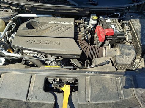 Used 2024 Nissan Rogue SV FWD image 27