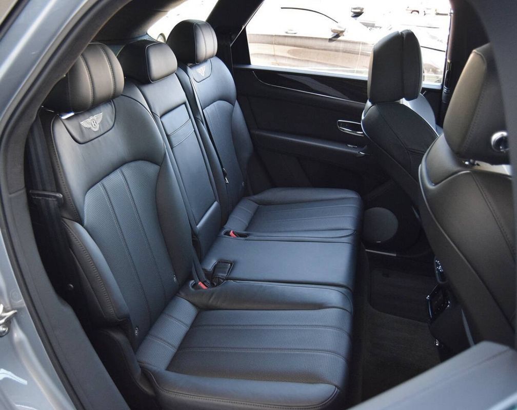 Used 2019 Bentley Bentayga AWD/4WD image 37