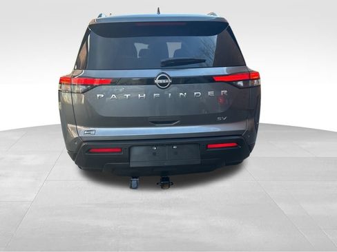 Used 2022 Nissan Pathfinder SV image 7