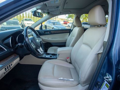 Used 2016 Subaru Outback 3.6R Limited AWD/4WD image 27