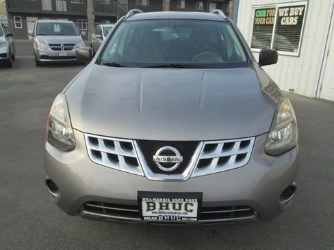 Used 2015 Nissan Rogue S w/ Convenience Package image 2