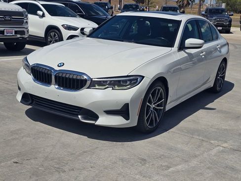 Used 2020 BMW 330i Sedan w/ Convenience Package image 9