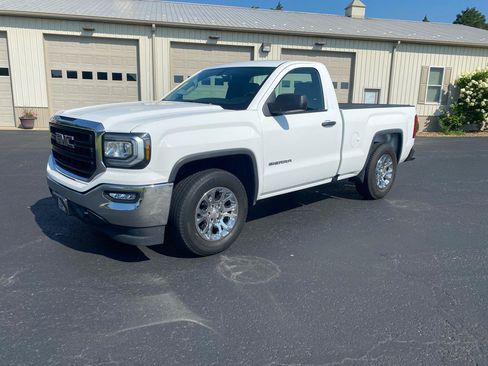 Used 2018 GMC Sierra 1500 2WD Regular Cab w/ Sierra Convenience Package image 1