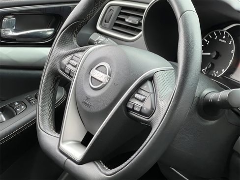 Used 2023 Nissan Maxima SV w/ Floor Mat Group image 30