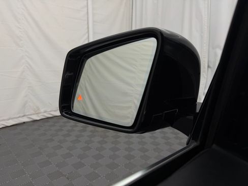 Used 2012 Mercedes-Benz GL 450 4MATIC image 12