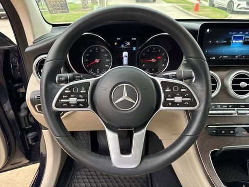 Used 2021 Mercedes-Benz GLC 300 GLC 300 image 22