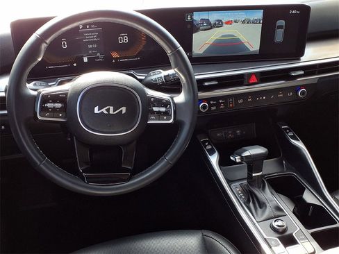 Certified 2025 Kia Sorento S image 13