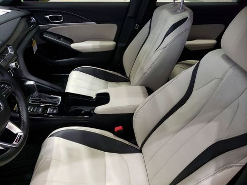 New 2025 Acura Integra A-Spec image 16