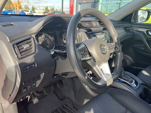 Certified 2017 Nissan Rogue S image 14